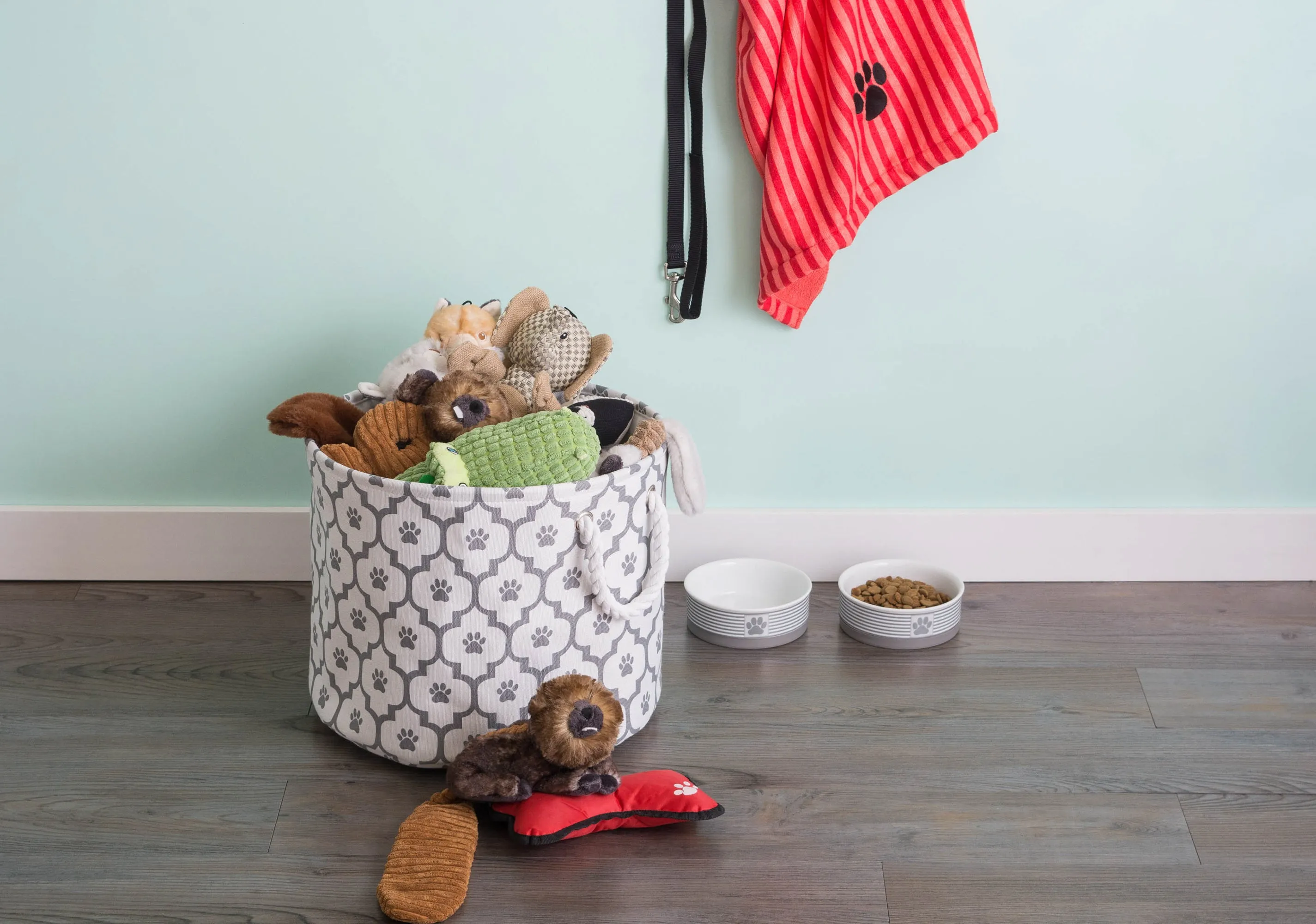 Bone Dry Pet Storage Bin, Lattice Paw Print, White/Gray, Small Round - 12x9"