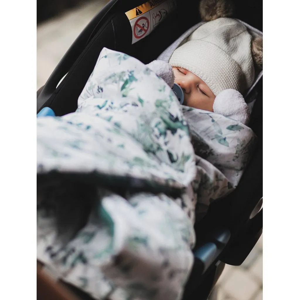 Makaszka Car Seat Blanket (Sage Green)