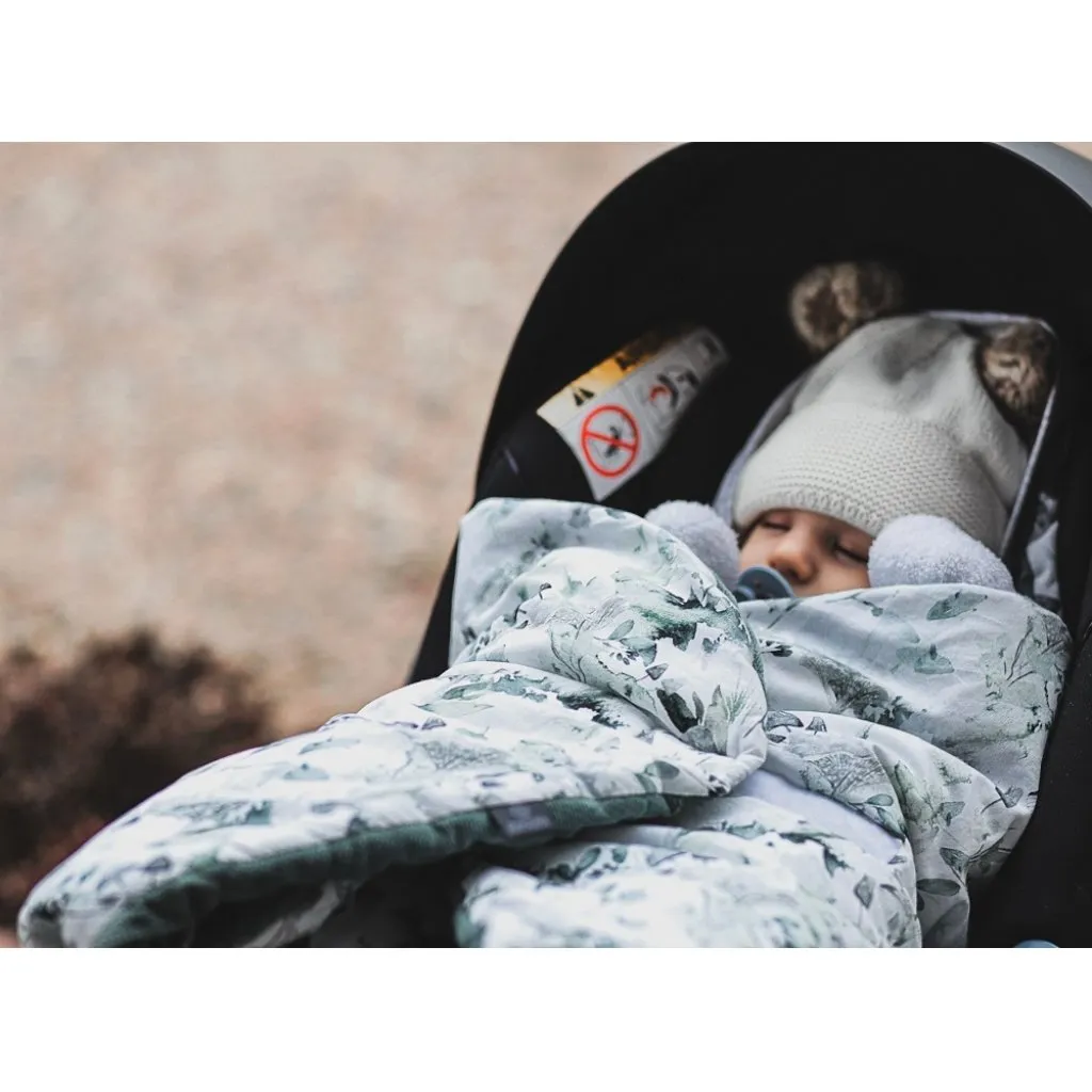 Makaszka Car Seat Blanket (Sage Green)