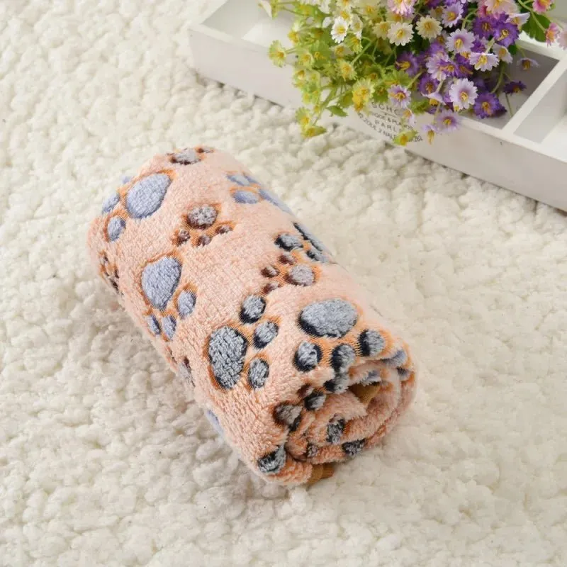 Warm Soft Pet Blanket: Plush Sleeping Mat for Dogs and Cats