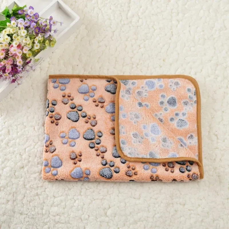 Warm Soft Pet Blanket: Plush Sleeping Mat for Dogs and Cats